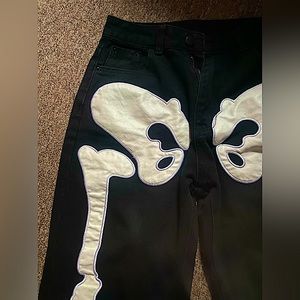 Skeleton jeans